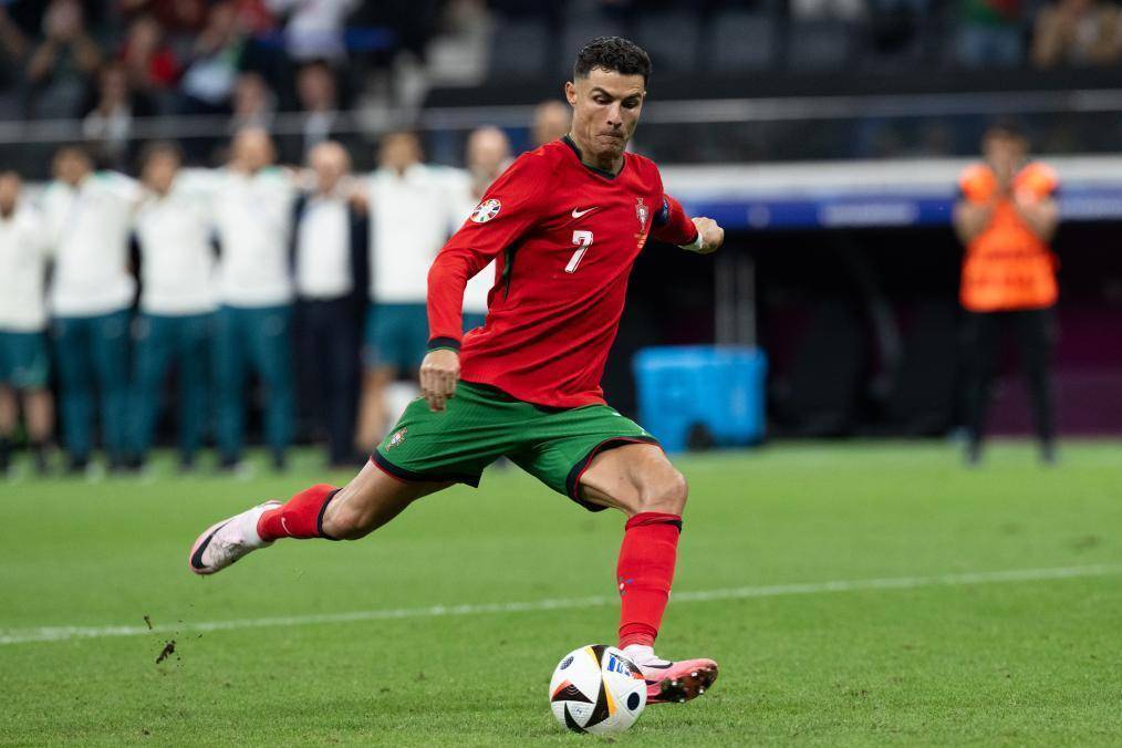 展现了无比 展现了无比