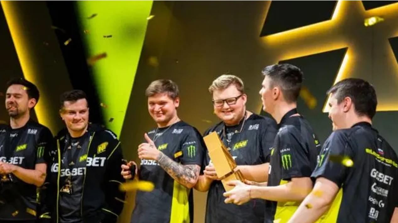 仅展示了他 仅展示了他